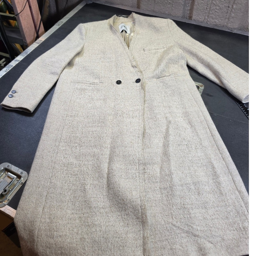 Zara Manteco Wool Coat Beige Herringbone Raw Edge Longline Old Money $189 Large